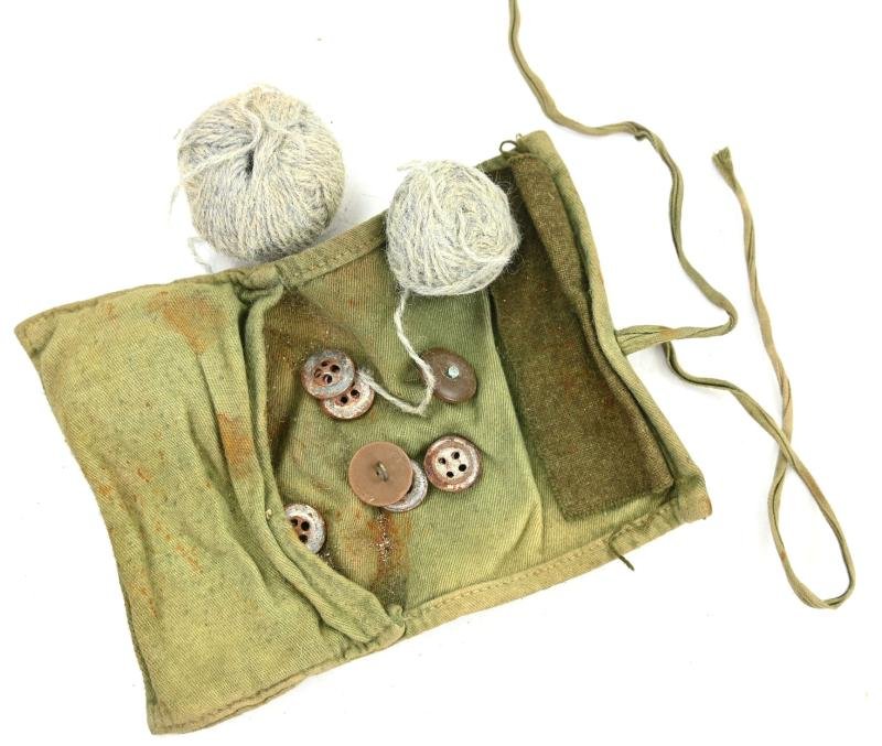 British WW2 JG Dyed Housewife Sewing Kit — image 3
