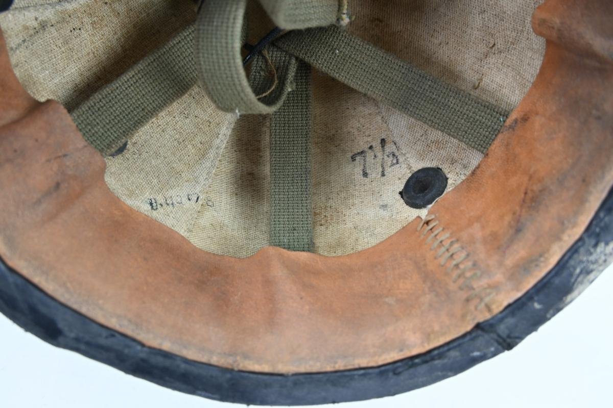 Canadian WW2 Tanker Crash Helmet — image 6