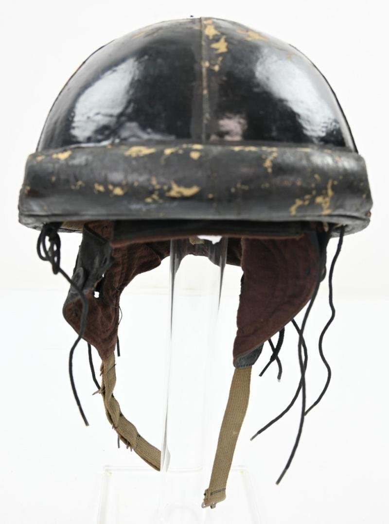 Canadian WW2 Tanker Crash Helmet — image 8