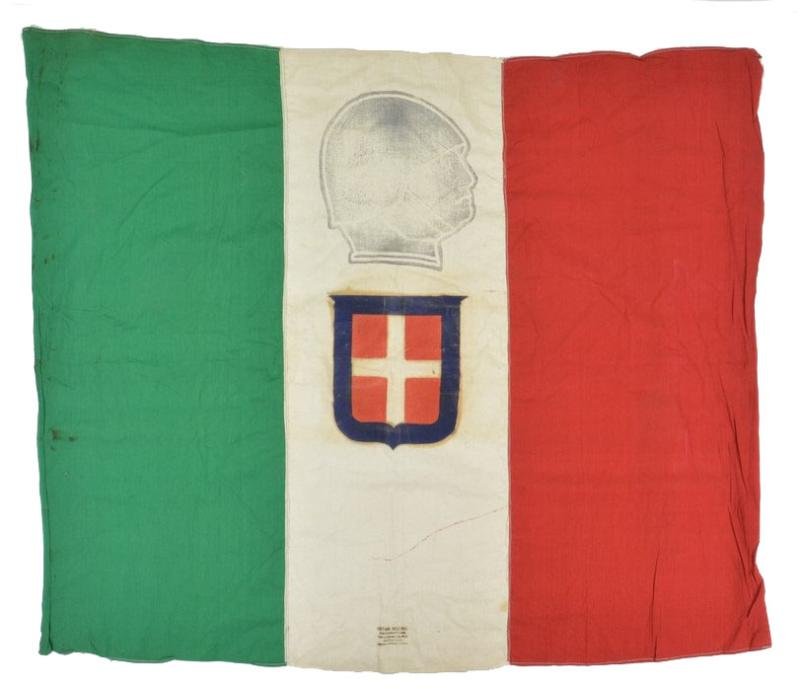 Italian WW2 Flag 'Mussolini' — image 2