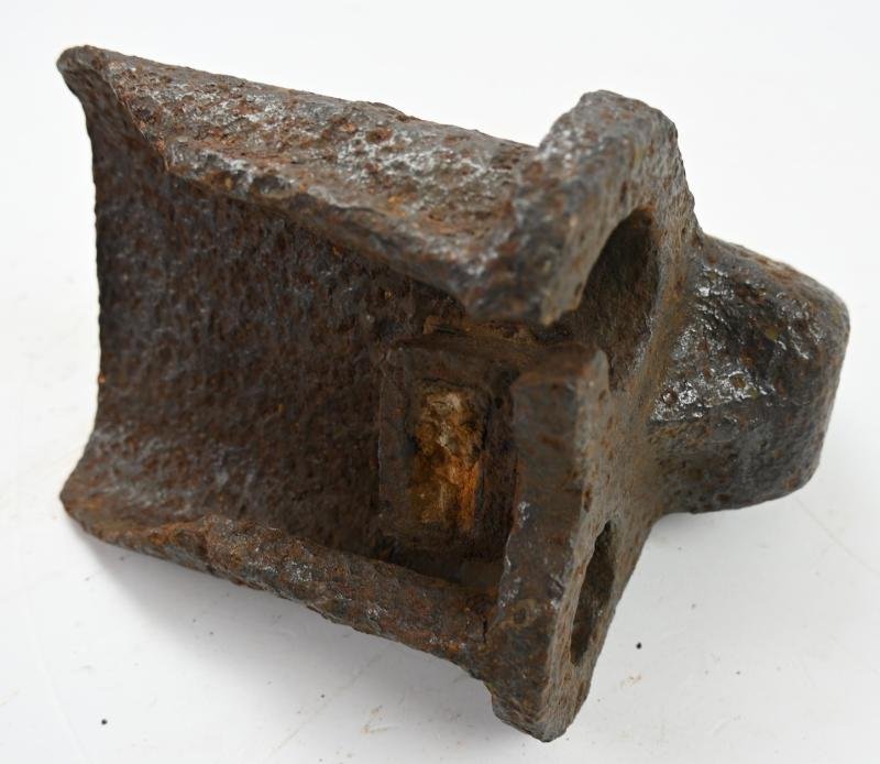 US WW2 Sherman Tooth Link — image 4