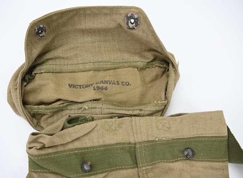 US WW2 Bazooka Ammo Bag — image 5