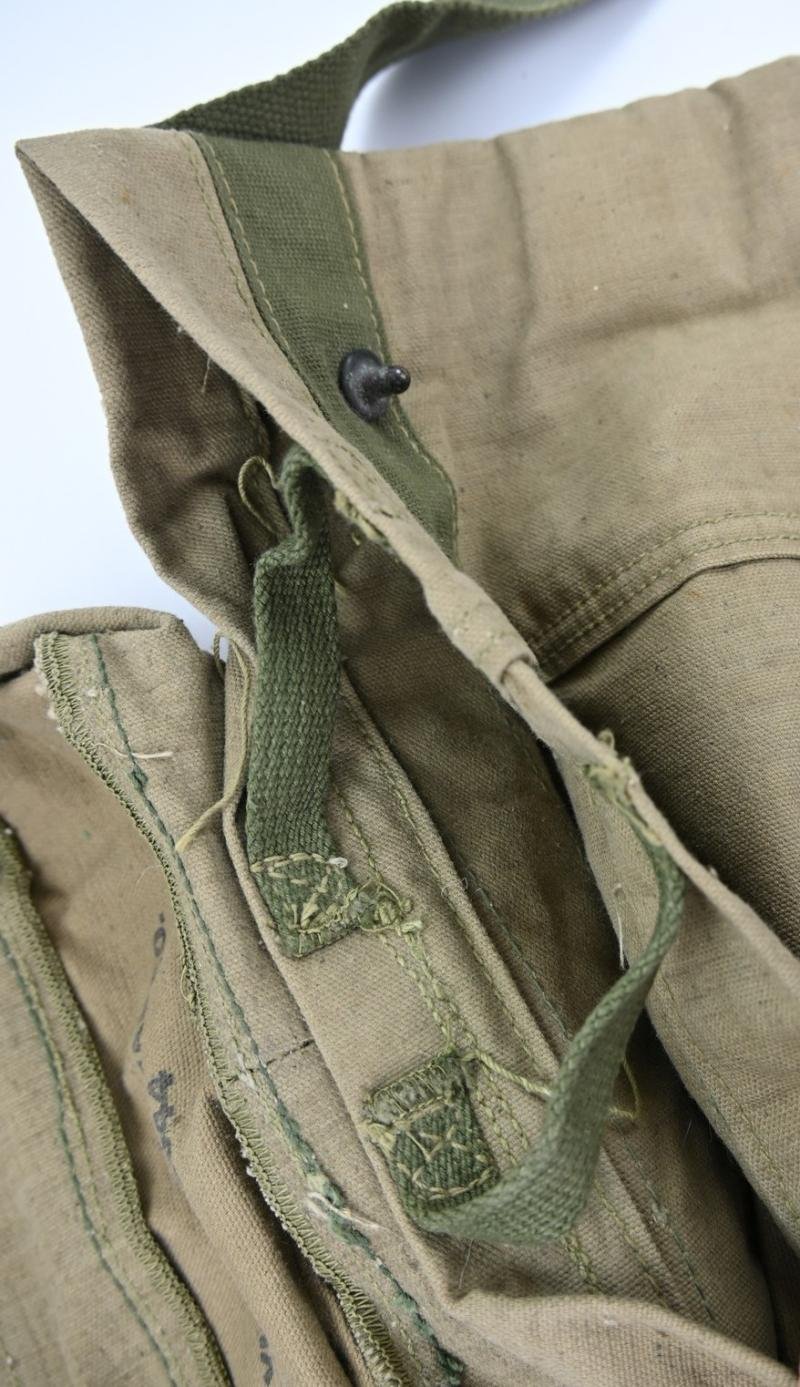 US WW2 Bazooka Ammo Bag — image 6