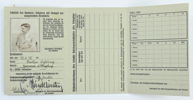 German Hitler Youth /DAF Memberpass — image 2