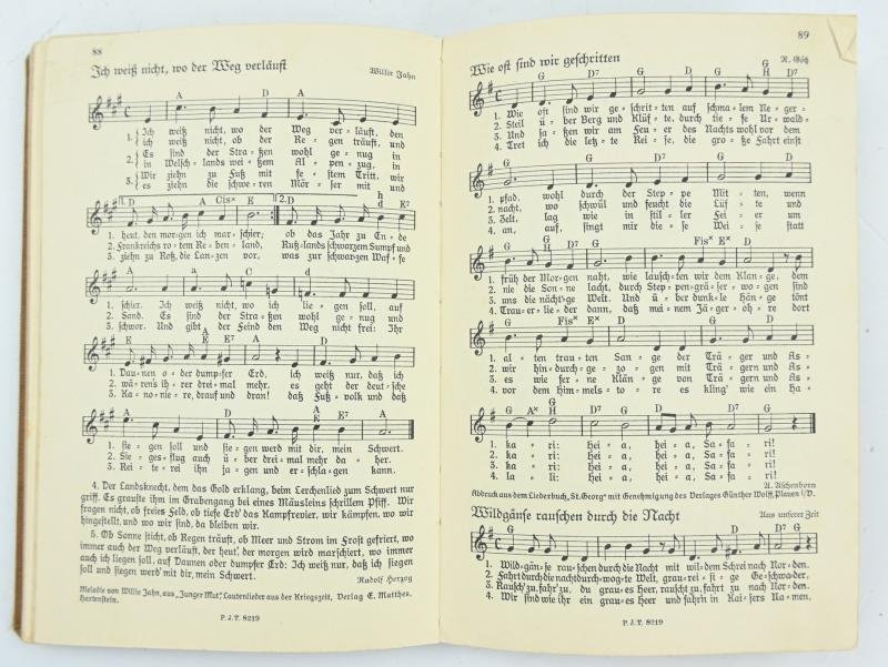 German HJ Songbook 'Uns geht die Sonne nicht unter' — image 5