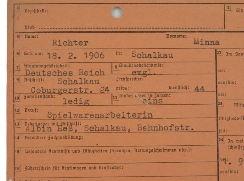 German DRK Personal Document 'Minna Richter' — image 4