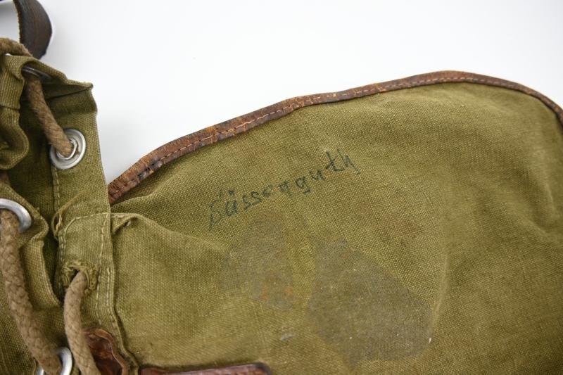 German WH Artillery Backpack — image 8