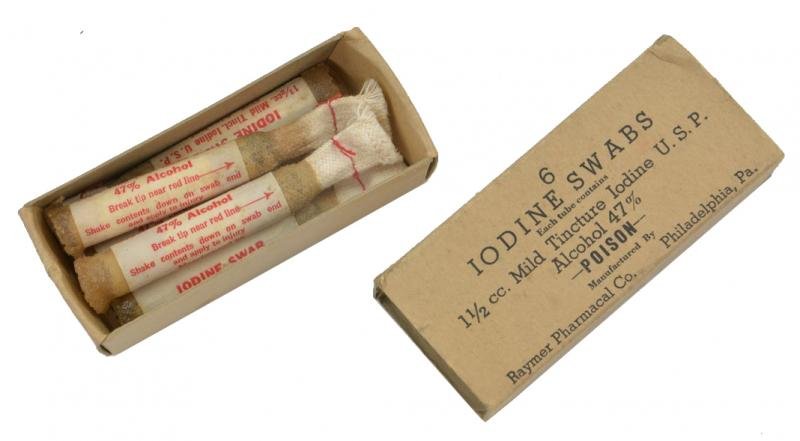 US WW2 Iodine Swabs in box — image 3