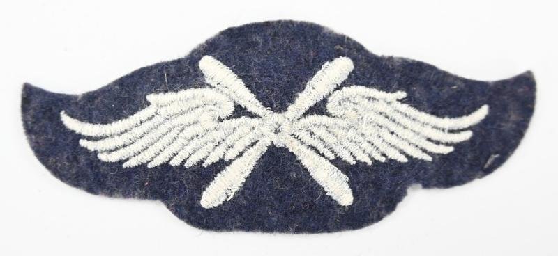 German LW Flying Personnel Sleeve Patch — image 2