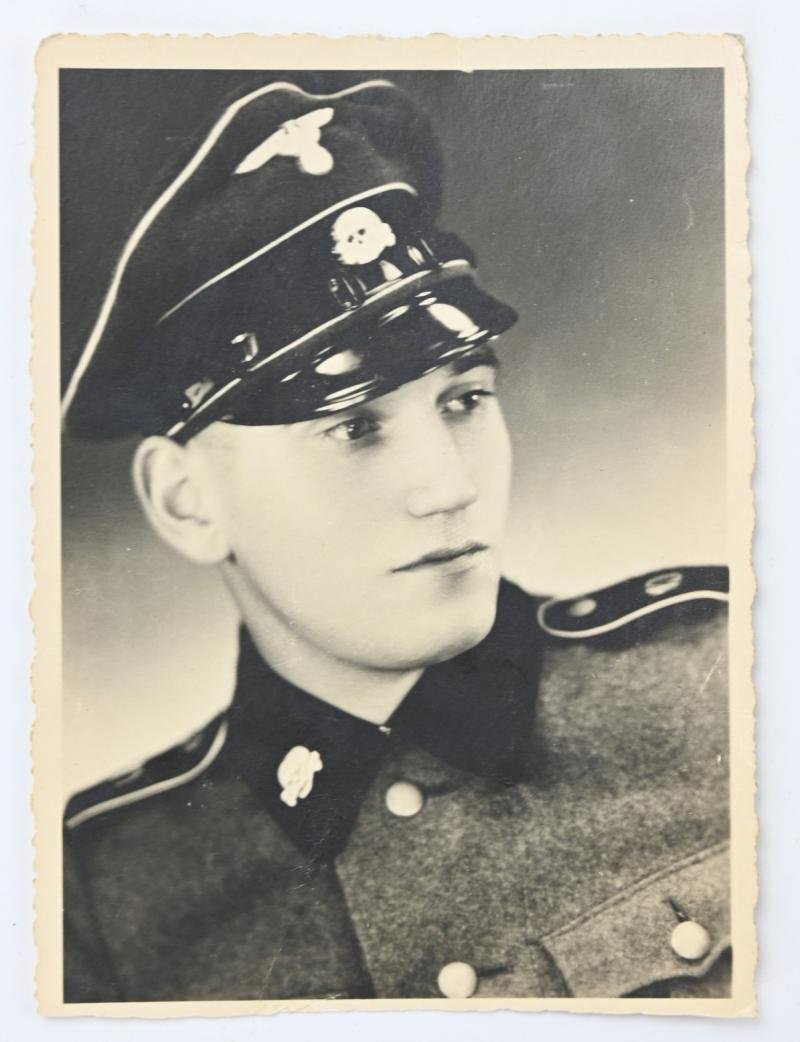 German Waffen-SS Portrait Picture 'Totenkopf' — image 4