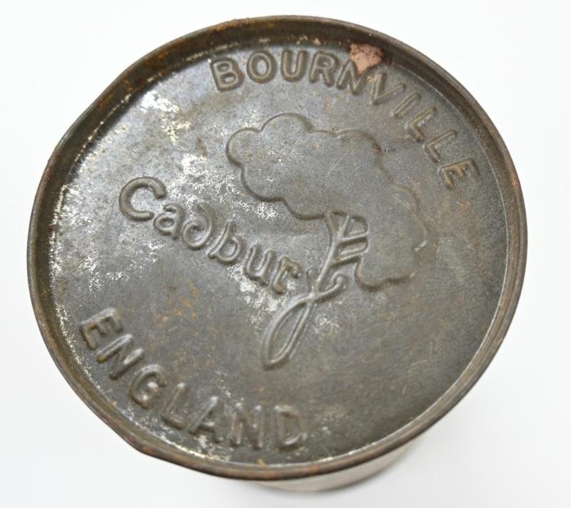 British WW2 Era Cadbury Chocolade Cup — image 4