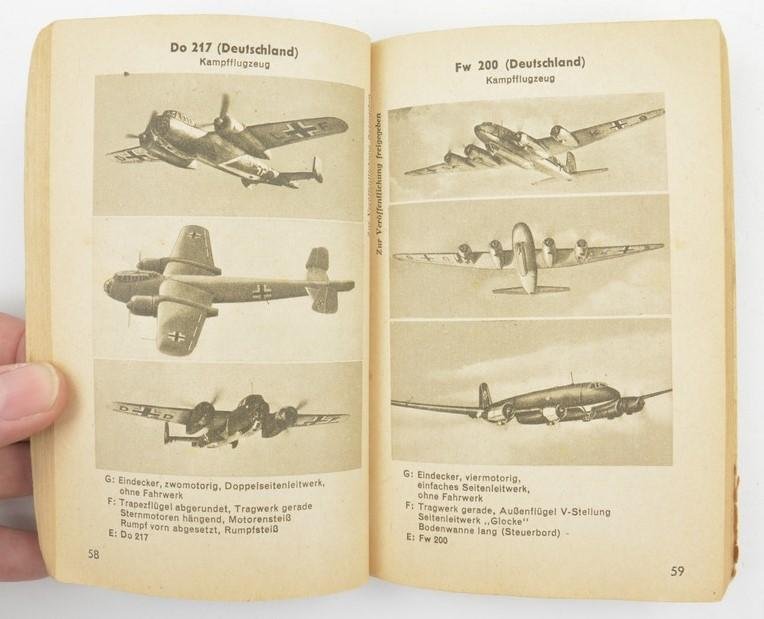 German LW Airplane Identification Booklet — image 4