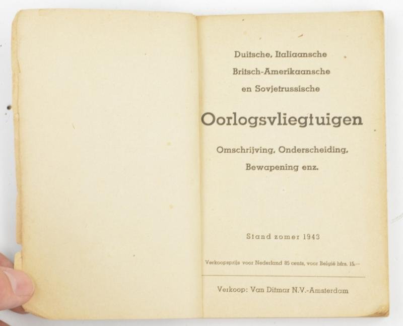 German LW Airplane Identification Booklet — image 2