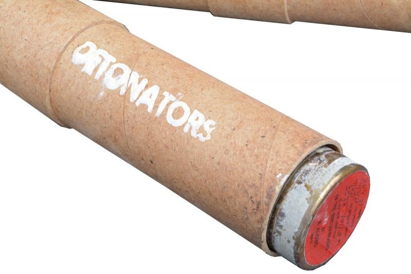 British WW2 No77 Phosphorus Handgrenade Case complete with Cartridges and Detonator box — image 9