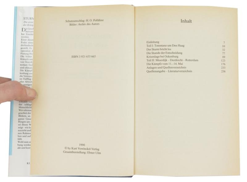 German Book 'Sturmangriff aus der Luft' — image 3