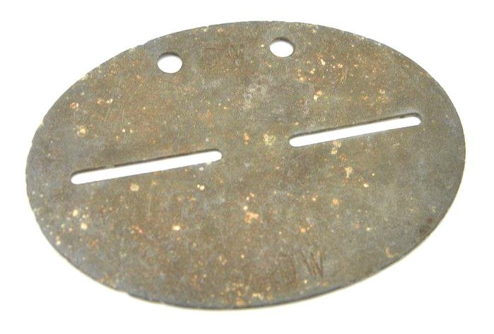 German WH Dog-Tag 'DW' — image 3