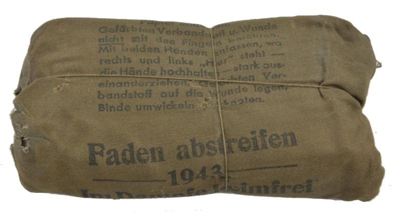 German WH First Aid Pack 1943 — image 2