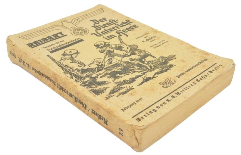 German WH Handbook Reibert 'Nachrichtensoldaten' — image 2