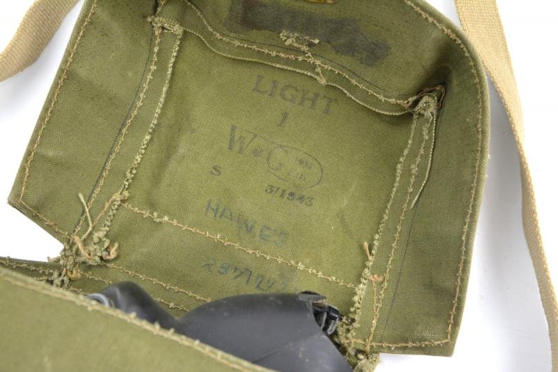 British WW2 Leight Weight Gasmask — image 2