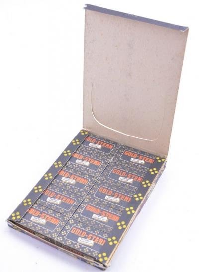 German Third Reich Era 'Gold-Stern' Razorblades — image 3