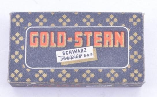 German Third Reich Era 'Gold-Stern' Razorblades — image 4