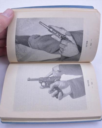 German WH Infantry Education Regulations pocket book — image 5