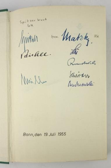 German Book with signatures — image 3
