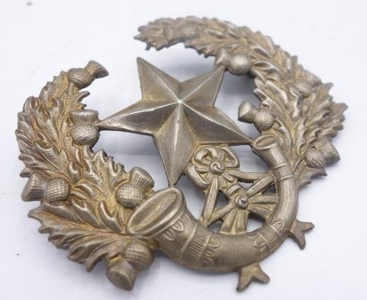 British The Cameronians (Scottish Rifles) Regiment Cap Badge — image 3