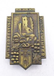German Tinnie/Day badge. 'Winzerfest 1936' Konigswinter.
