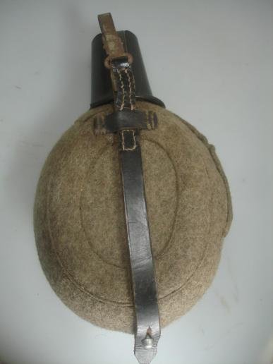 German large M31 Canteen — image 3