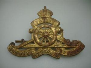 Canadian garrison cap badge