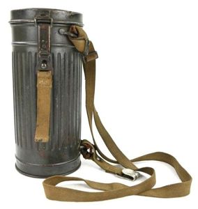 German WH M31 Gasmask with Cannister