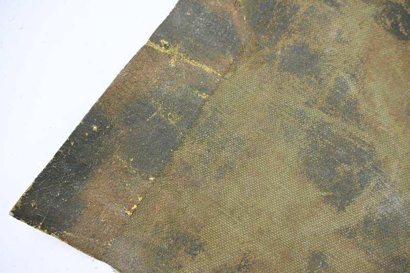 German WH Tropical Portrait Painting (Camo Canvas) — image 12