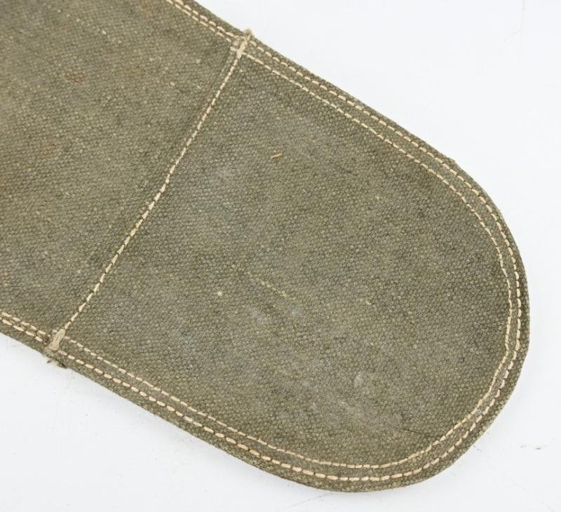 German WH Canvas Wire Cutter Carrying Pouch — image 2