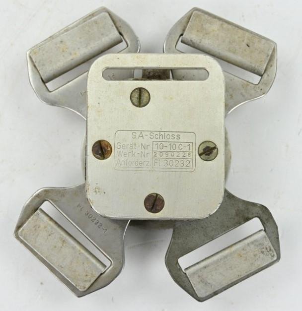 German LW Parachute Harness Quick Release Clock FL30232 — image 5
