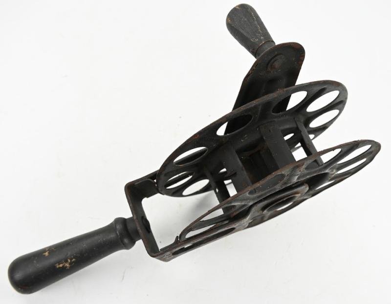 German WH Hand Cable Reel — image 5