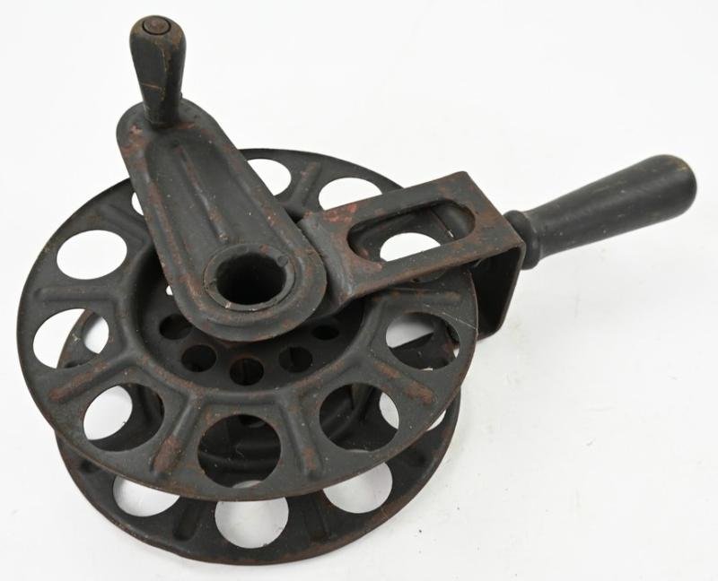 German WH Hand Cable Reel — image 6