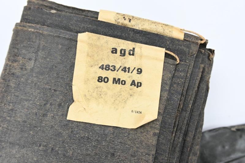 German WH M31 Gascape with Pouch — image 2