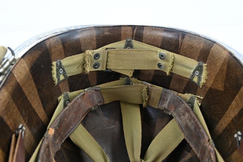 US WW2 Chromed Swivel Bale Helmet 'Schlueter' — image 15