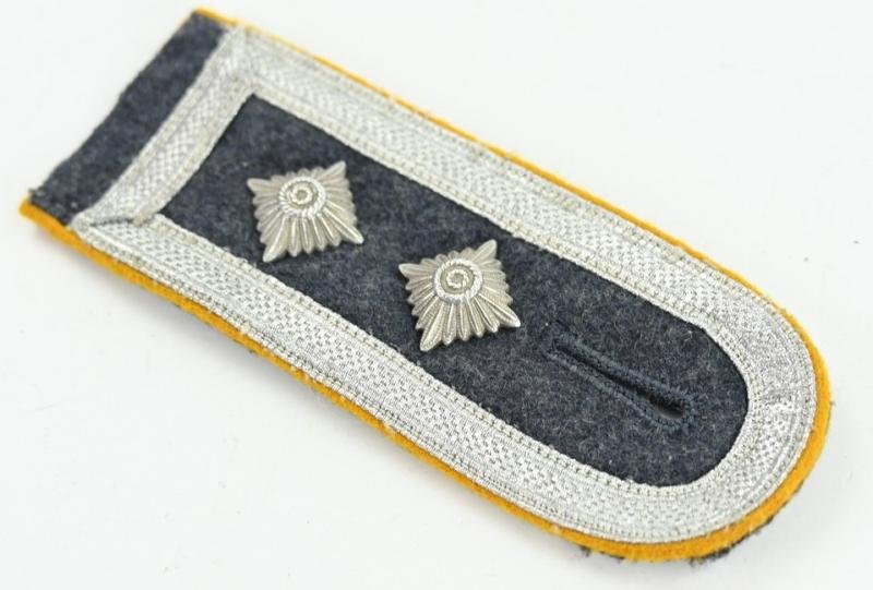 German LW NCO Shoulderboard — image 2
