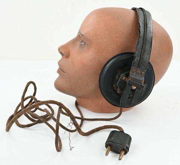German WH Panzer Headphone 'Dfh.b' — image 2