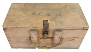 German WH Entlastungzunder 44 Ammunition Box