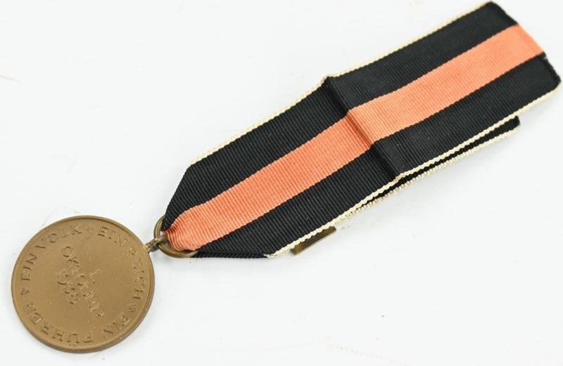 German 1 October 1938 medal with Pragerburg Clasp — image 6