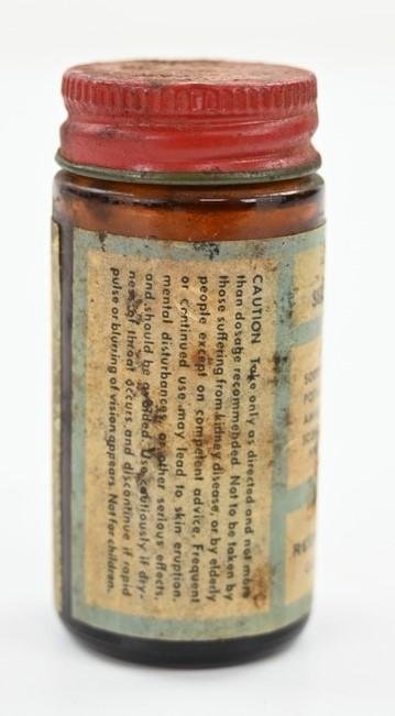 US WW2 Period Reese's Sedative Tablets — image 3