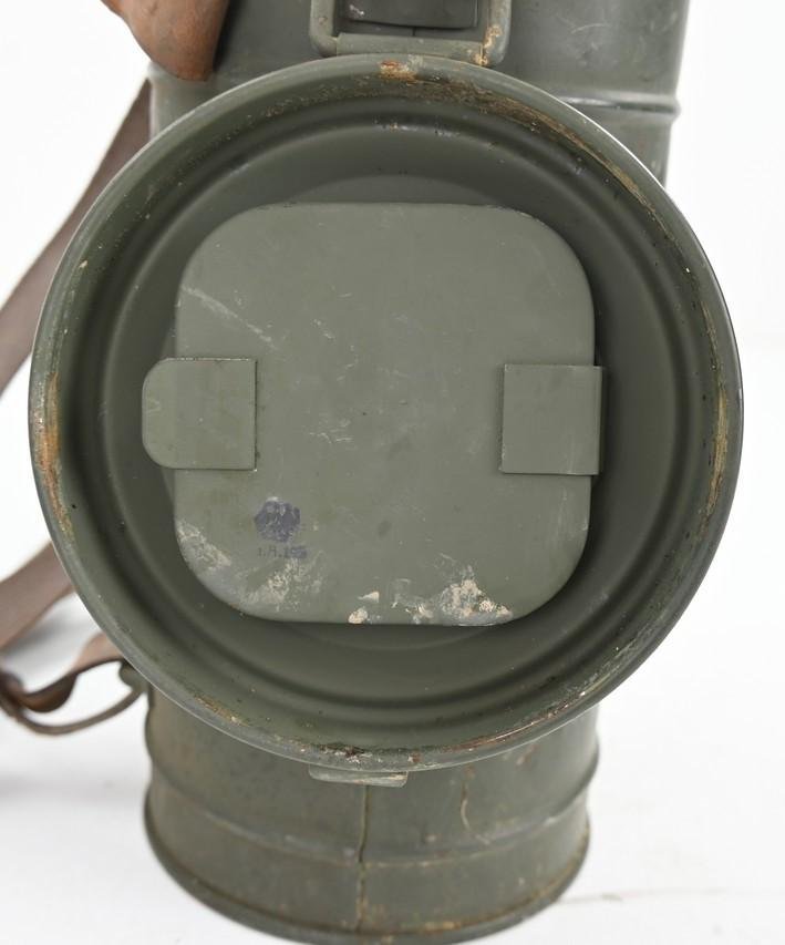 German WH M30 Gasmask with Cannister Set — image 12