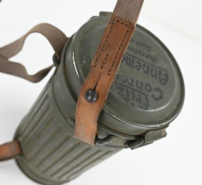 German WH M30 Gasmask with Cannister Set — image 8