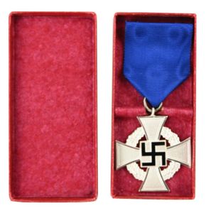 German 25 Years Faithful Service Medal in box