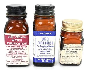 US WW2 Bottles of Purifying Tablets