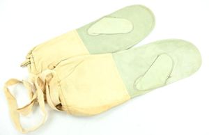 British WW2 Winter Mittens 1942