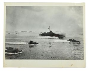 US WW2 Assault Landing Press Photo